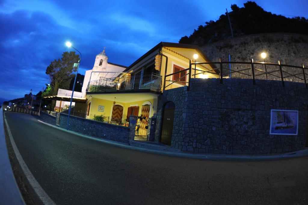 Bed and Breakfast La Mela Blu Фуроре Экстерьер фото