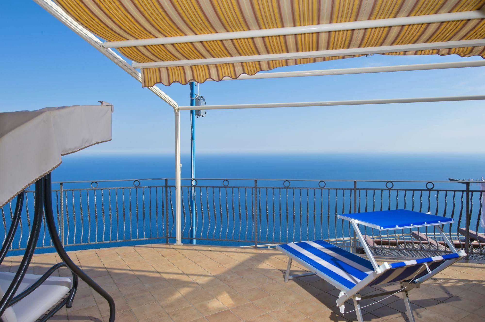 Bed and Breakfast La Mela Blu Фуроре Экстерьер фото